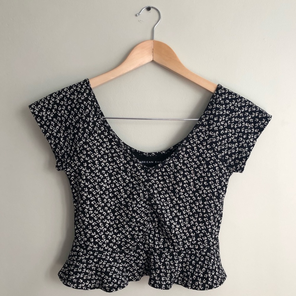 American Eagle floral top